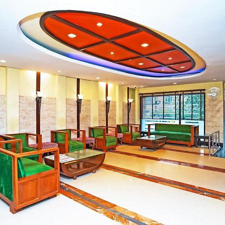 ניו דלהי Hotel Pooja Palace מראה חיצוני תמונה